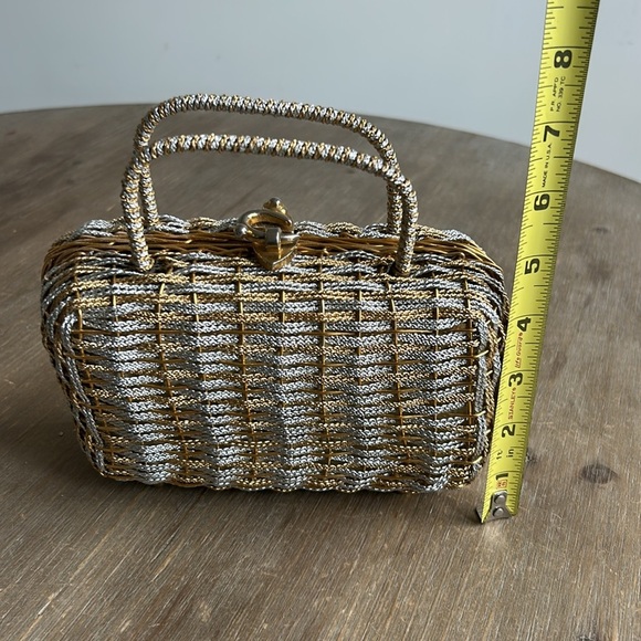 KORET Woven Golden and Silver Metallic Top Handle Handbag Vintage 60’s - Picture 13 of 15